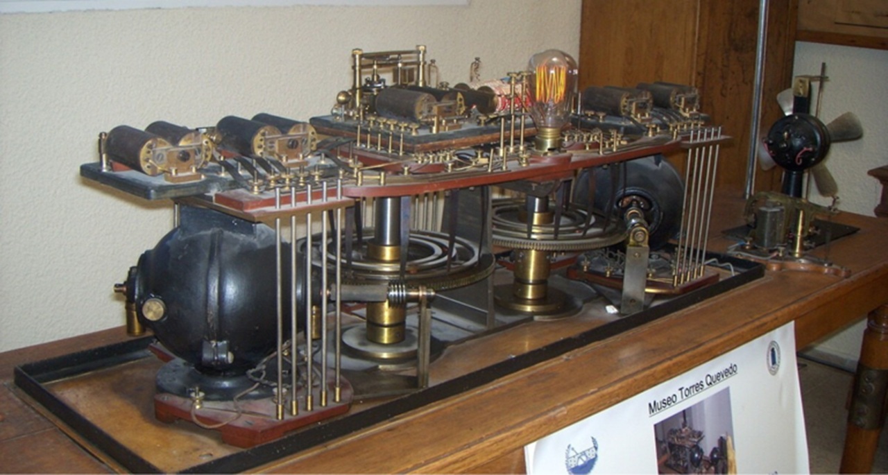 Em 1903, o inventor, matemático e engenheiro Leonardo Torres Quevedo (1852-1936) concebeu, construiu e patenteou o primeiro controle remoto da história.