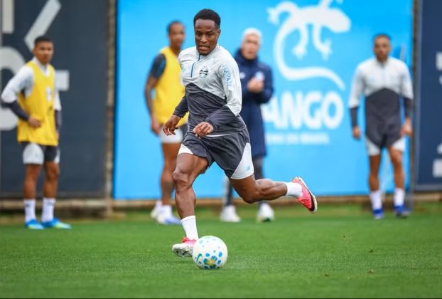 Jovane Cabral sofre lesão com Cabo Verde